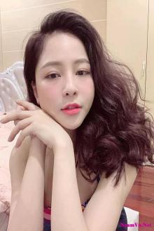 “Bữa Ăn” Vụng Trộm Với Mẹ