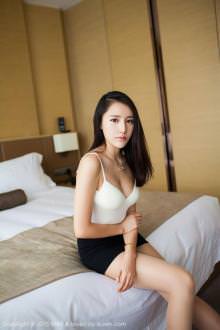 Vợ Bạn Làm Nhân Viên Massage