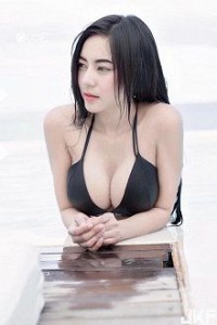 Cách Biệt Tuổi Tác