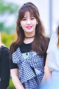 Em Hàng Xóm Mới Chuyển Về Cạnh Nhà