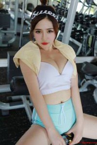 Xịt Khí Vào Lồn Mẹ Cho Sướng Đi Con, Mẹ Chịu Hết Nổi Rồi