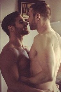 Mấy Anh Lớn Mất Nét, Làm Hư Người Em