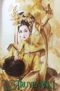 Ngồi Hưởng Tám Chồng