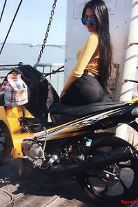 Nữ Giám Đốc (Femdom + Biến Thái)