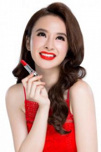 Môi Thơm Dưới Hiên Nhà