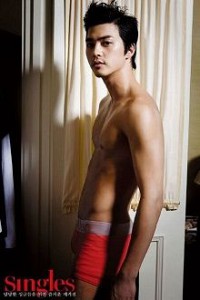 Thằng Tùng (loạn luân gia đình)