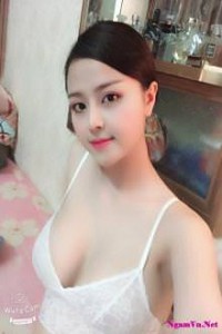 Ở Truồng Với Mẹ (Truyện dâm mẹ con nắng cực)