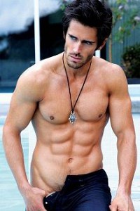 Gã Thợ Mộc Buồi To Khủng Khiếp