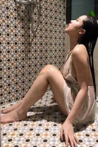 Gán Vợ Để Trả Nợ Tình (Cuckold, NTR)